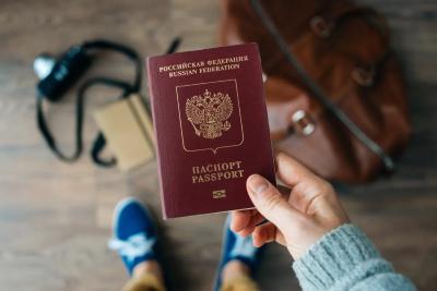 Опытные туристы никогда не кладут паспорт в ручную класть: вот почему это худшее место для документа