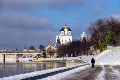 Убыль по 6000 человек каждый год: что на самом деле происходит в самом стремительно пустеющем регионе России