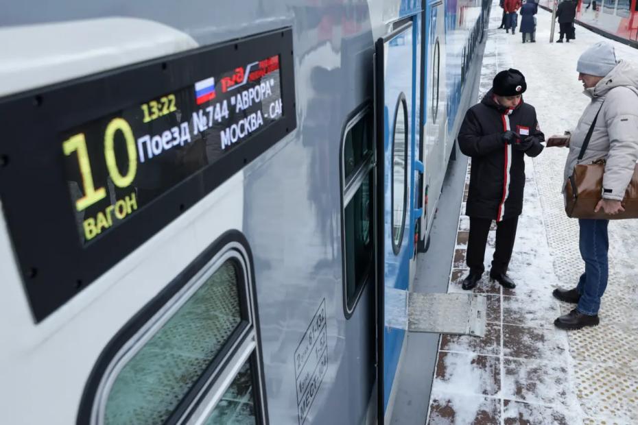 Станет в 2 раза дешевле: РЖД ввело 50% скидки на билет - кто в списке