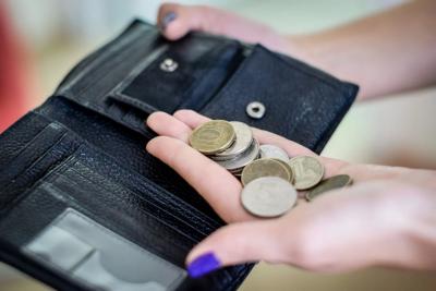 Открывайте кошельки: работающим пенсионерам придется вернуть часть