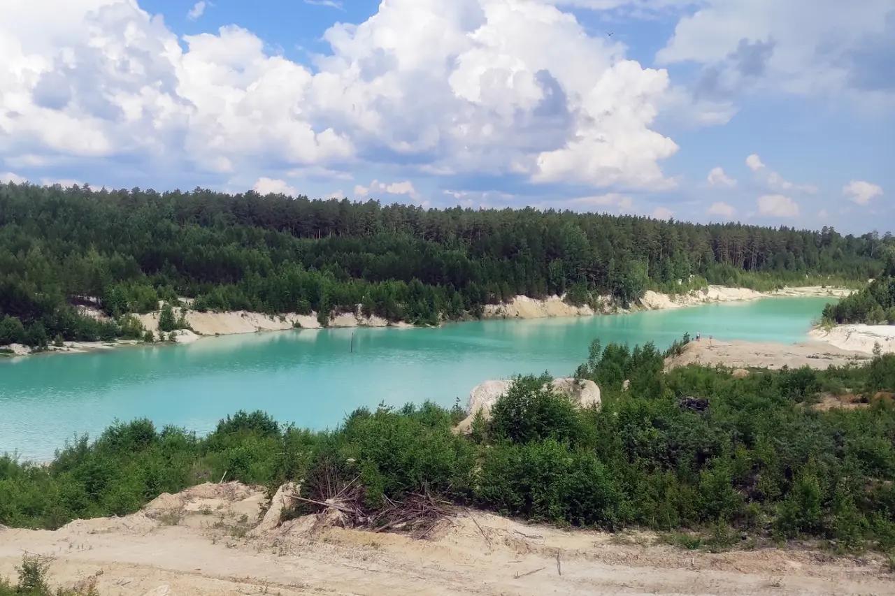 На наш Юг больше ни ногой - опытные туристы отыскали другое место: вода теплая, не хамят и в 2 раза дешевле, чем в Сочи