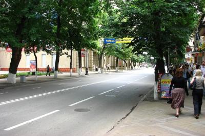 В эти 4 города массово переезжают жить россияне - дешево, полно работы и добрые люди