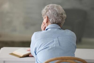 Никогда не рассказывайте об этом, если вам за 60. Тем более родным и близким