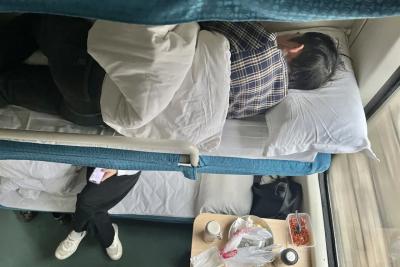 &laquo;Так дальше нельзя!&raquo; - в мое купе забрался нетрезвый пассажир. Проводница не разрешила пересесть на другое место