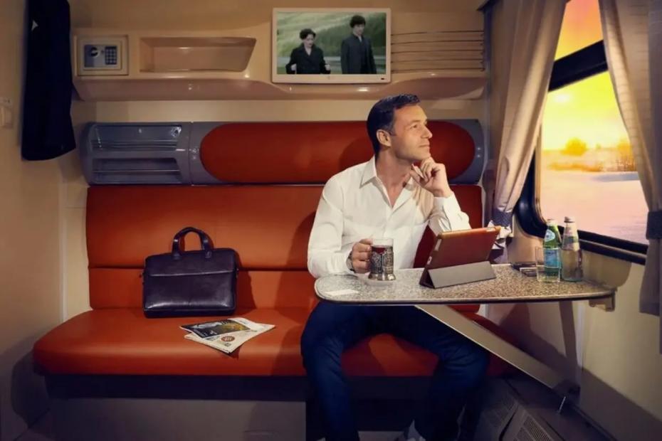 Выкупил все купе, отправился перекусить, возвращаюсь - а там сидят мать с ребёнком: правдивая история от пассажира РЖД