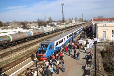 Крым под ударом: поезда отменяют, мост в пробках - как теперь добраться до моря 28 июня