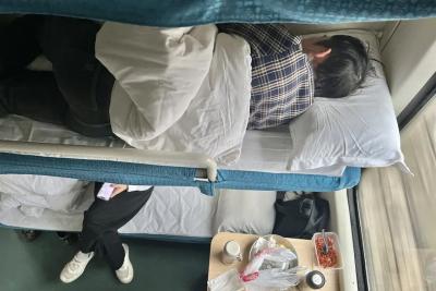 Хватит терпеть соседей сверху: как законно отстоять свое право на нижнюю полку по новым правилам РЖД