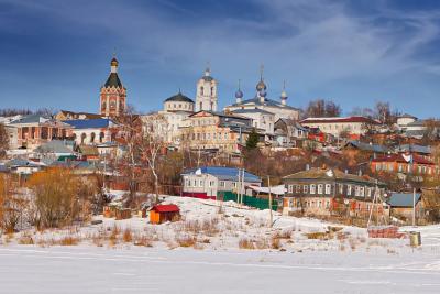 Почему всё больше людей в России уезжают в маленькие города