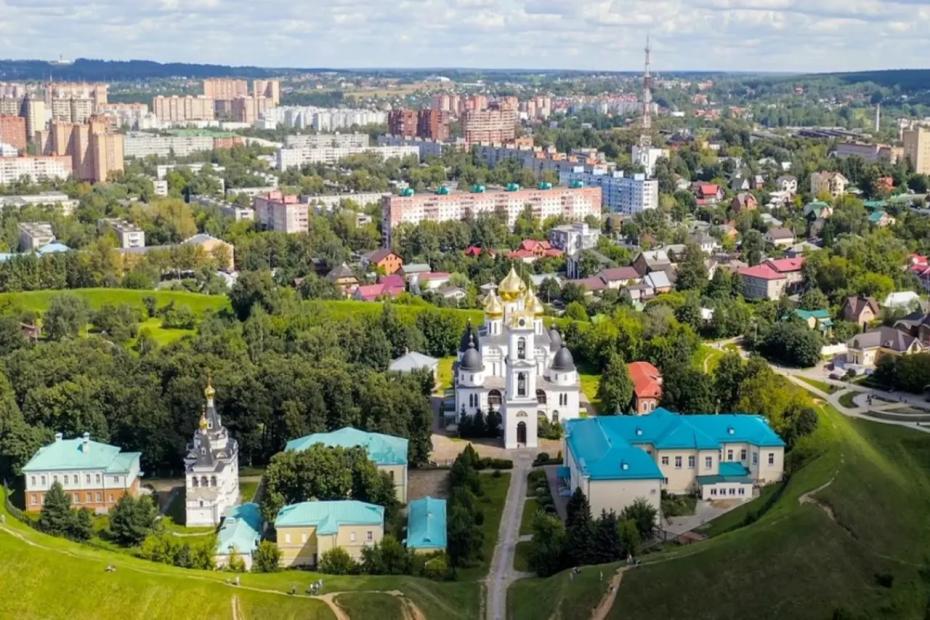 Город, основанный в 1117 году: боровицкие башни и родина ярославских князей - что посмотреть