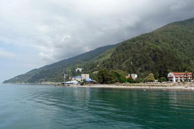 Отдых в Абхазии 2026: что входит в стоимость путевки в пансионате и на что рассчитывать гостям - честный отзыв