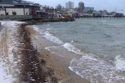Сезон открыт, но мазут не дремлет: на каких пляжах Черноморья вода и песок не отравят вам отпуск в 2026-м