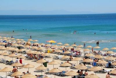 Три часа в самолёте - и вы у моря: вода +27&deg;C, чистые пляжи и кавказское гостеприимство - Сочи и Крым отдыхают