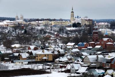 Город мигрантов, смотровых площадок и настенной живописи: что скрывает старинный город в 100 км от Москвы