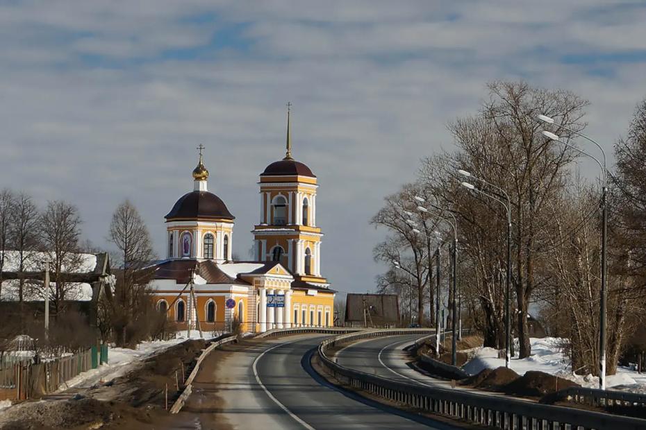 Село на трассе Москва - Петербург: целый месяц было столицей Российской Империи - многие проезжали его мимо и не задумывались о его значении