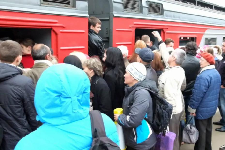 Теперь для них в 2 раза дешевле: РЖД ввело 50% скидки на билет - кто в списке