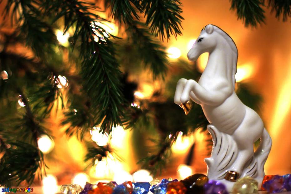 Что запрещено готовить на Новый 2026 год - год Лошади, и какие угощения помогут привлечь успех и благополучие