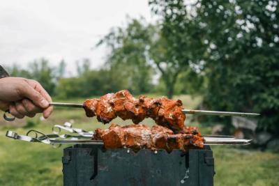 Майские праздники в России в этом году будут короткими