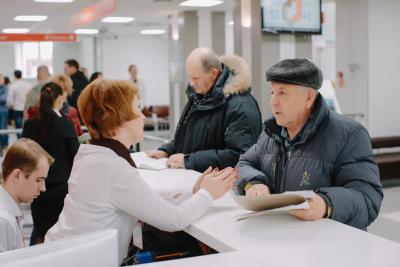 Денег в Соцфонде не хватает: узнайте прямо сейчас, стоит ли пенсионерам опасаться отмены выплат в 2026 году