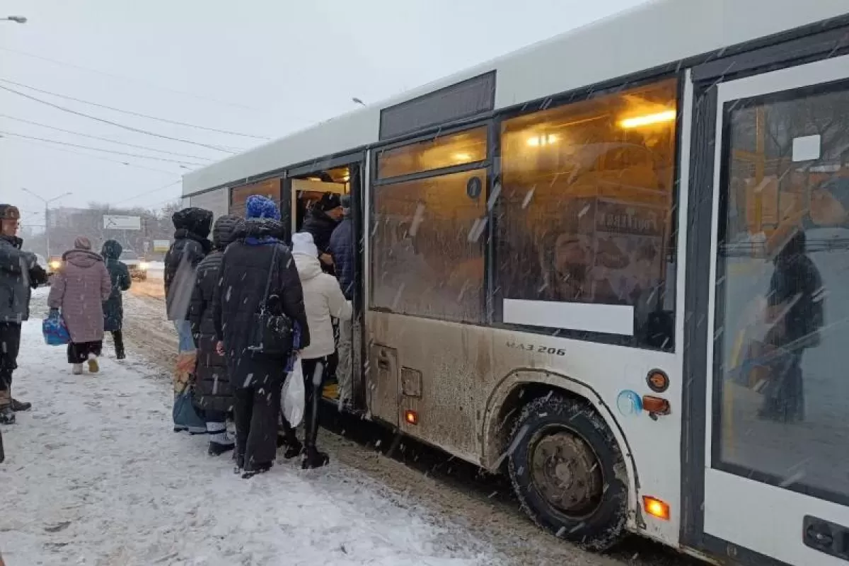 В Самаре пять автобусов пустили в объезд