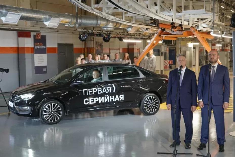 Владимир Путин дал старт серийному производству автомобиля LADA Aura