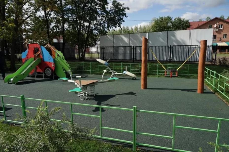 В Самаре привели в порядок 8 дворов В Самаре привели в порядок 8 дворов