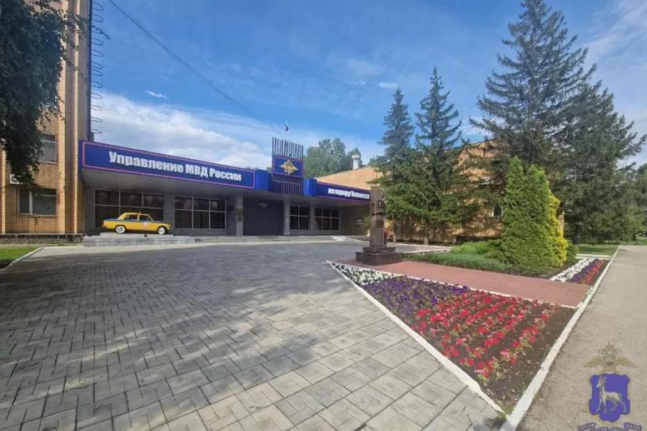В Тольятти нашли похожие на боеприпас и оружие предметы В Тольятти нашли похожие на боеприпас и оружие предметы
