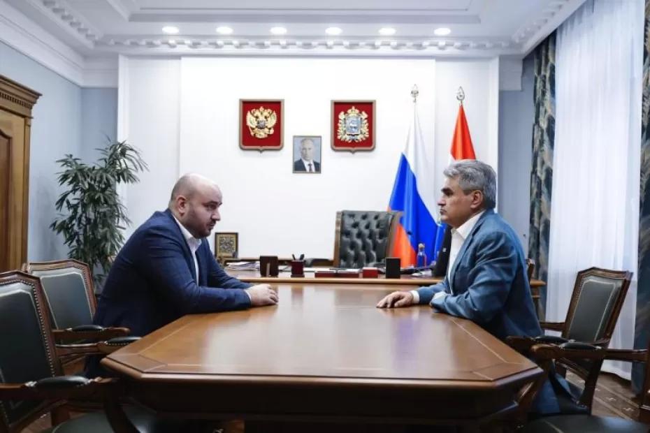 Губернатор Вячеслав Федорищев и депутат Госдумы, руководитель фракции «Новые люди» Алексей Нечаев провели рабочую встречу Губернатор Вячеслав Федорищев и депутат Госдумы, руководитель фракции «Новые люди» Алексей Нечаев провели рабочую встречу