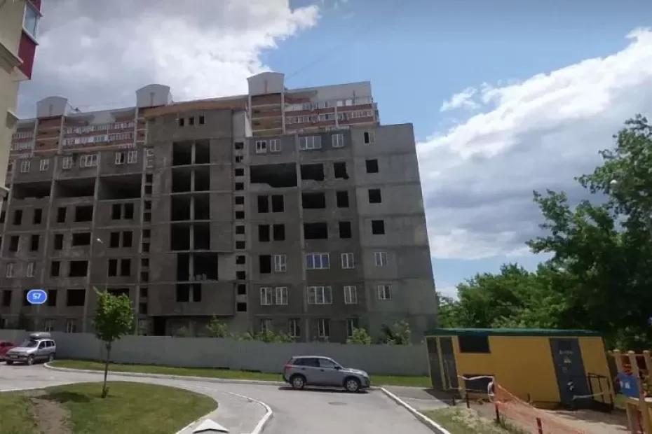 В Самаре хотят снести недострой во дворе на проспекте Карла Маркса В Самаре хотят снести недострой во дворе на проспекте Карла Маркса