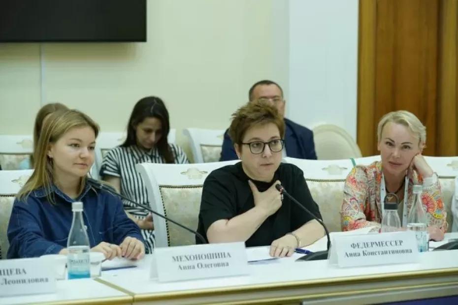 Вячеслав Федорищев о паллиативной помощи в Самарской области: «Мы хотим, чтобы в нашем регионе было максимальное количество мер поддержки» Вячеслав Федорищев о паллиативной помощи в Самарской области: «Мы хотим, чтобы в нашем регионе было максимальное количество мер поддержки»