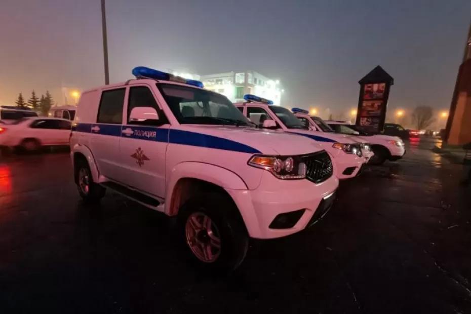 В Тольятти во время застолья мужчина ударил соседа ножом В Тольятти во время застолья мужчина ударил соседа ножом