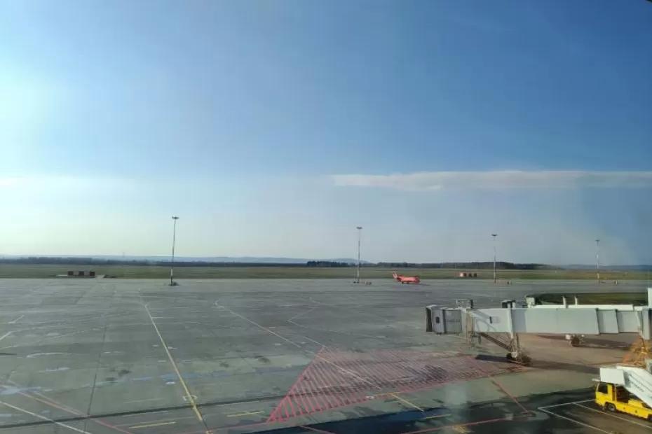 Почти две сотни пассажиров из Волгограда застряли в аэропорту Самары