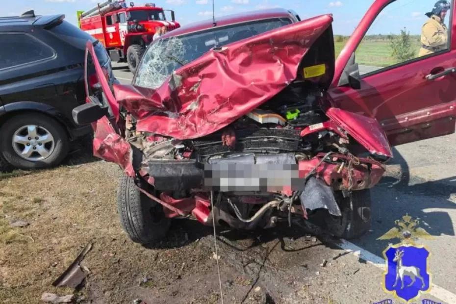 Подробности ДТП: на трассе в Самарской области погибли два человека