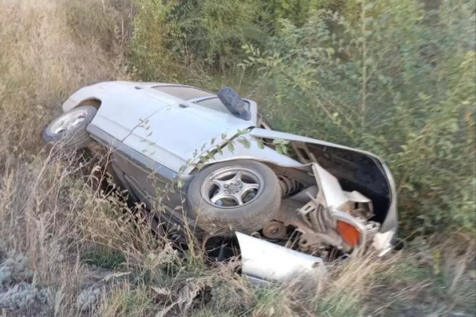 В Самарской области 20 сентября на трассе &laquo;двенадцатая&raquo; съехала в кювет, погиб человек - появились подробности