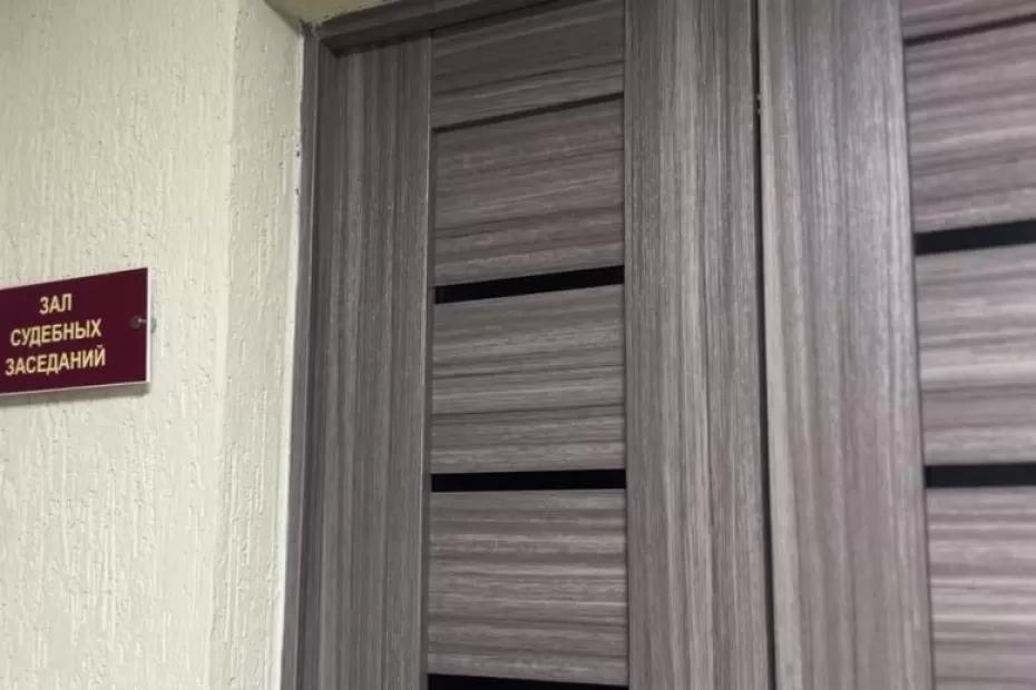 Жительницу Тольятти оштрафовали на 50 тысяч за драку и оскорбление полицейских