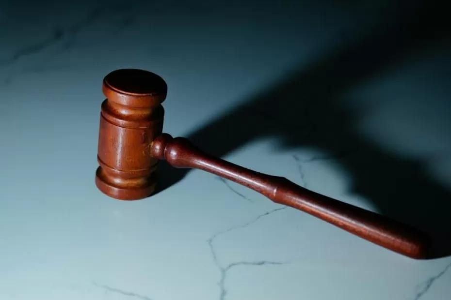 В Тольятти суд отказался менять колонию преступнику, напавшему на девочку