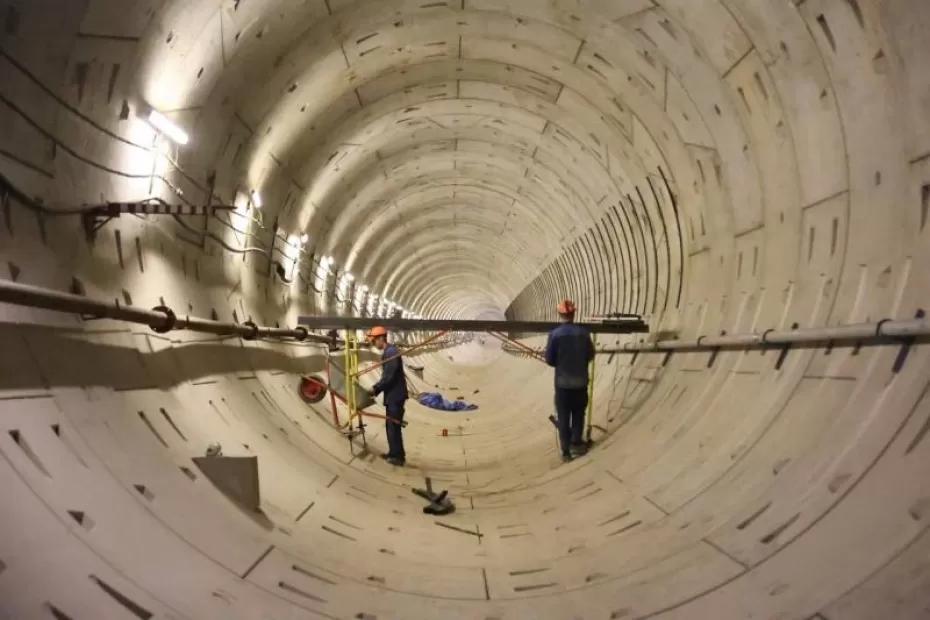 Щит преодолел более километра правого тоннеля станции метро «Театральная» в Самаре