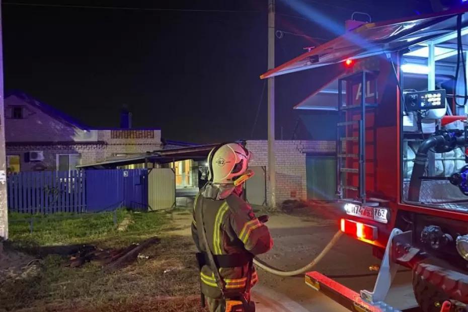 В Самарской области 5 октября вспыхнули бани и надворные постройки