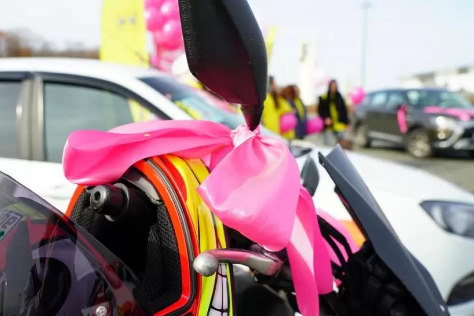 В Самаре прошел автомотопробег в честь Всемирного дня борьбы против рака молочной железы