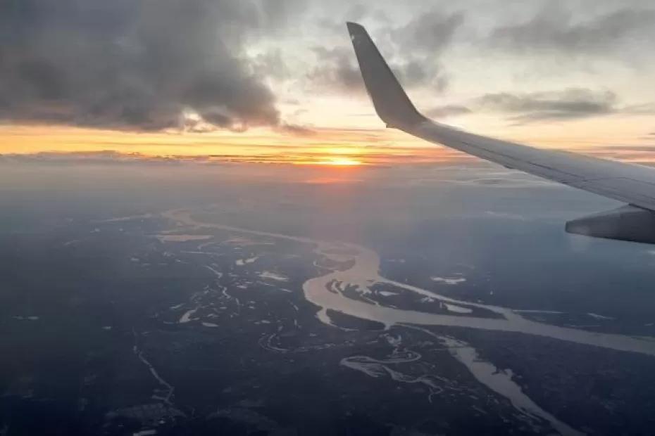 Над Самарой самолет из-за угрозы столкновения ушел на второй круг