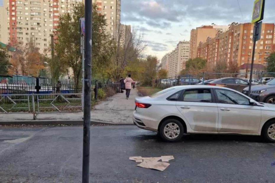 В Сызрани пьяный парень без прав на иномарке сбил двух велосипедистов