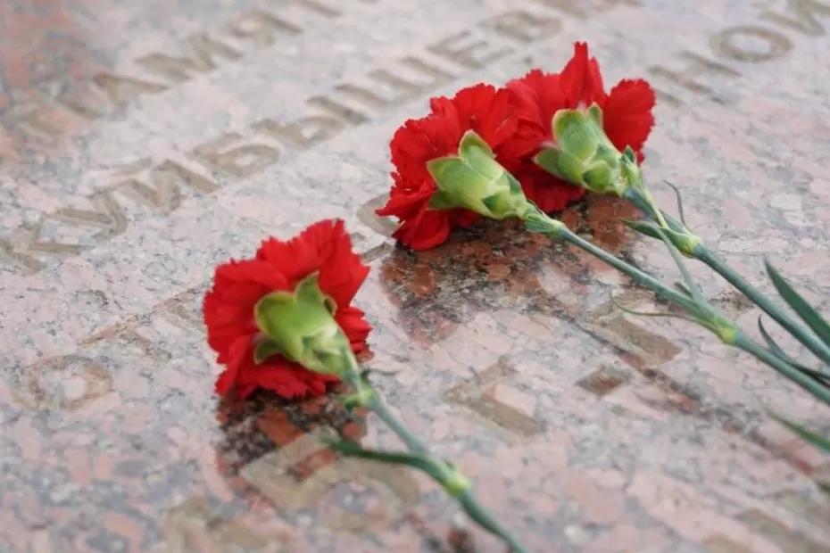 В Тольятти открыли памятный знак в честь Победы в Великой Отечественной войне