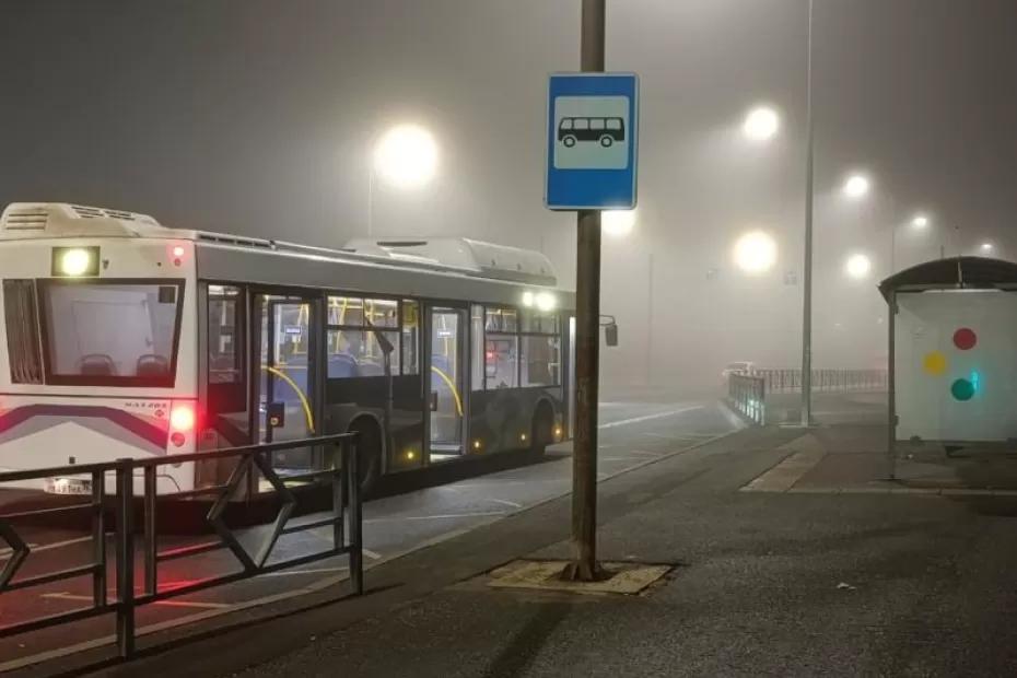 В Самаре на пересечении улиц Мичурина и Клинической автобус столкнулся с трамваем: что известно на данный момент