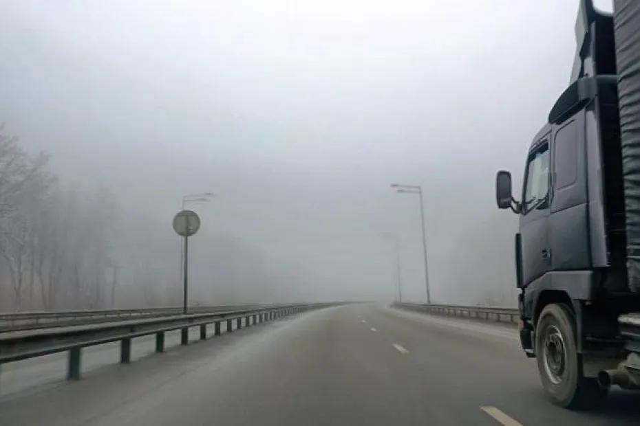 В Самарской области для маршрутного и грузового транспорта временно ограничили движение на участке трассы М5 &laquo;Урал&raquo;