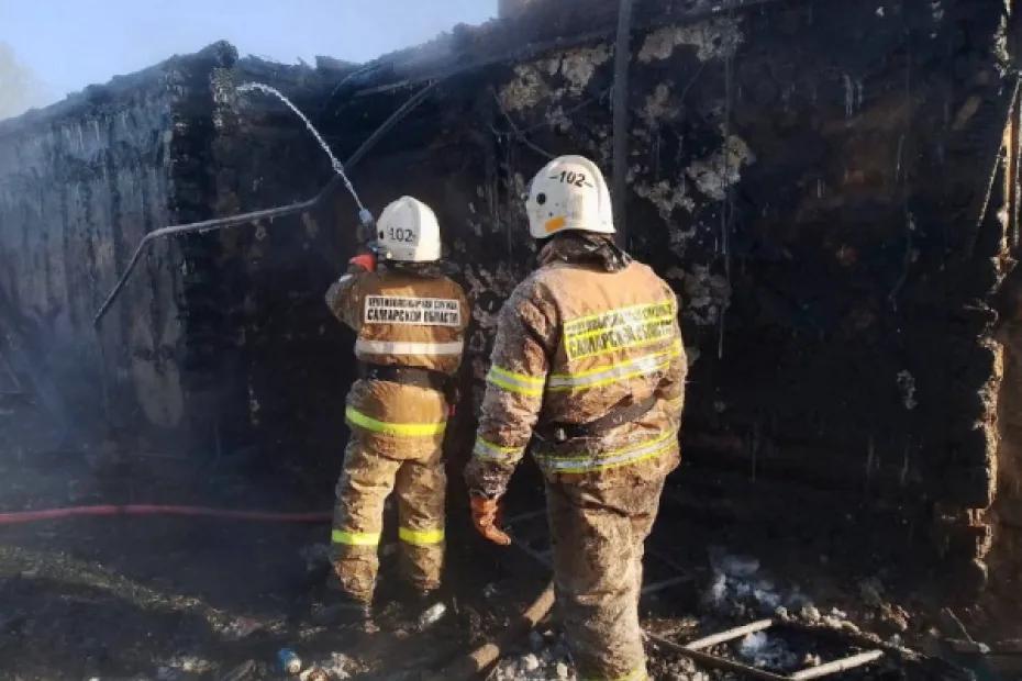 В селе Старый Аманак полыхал частный дом на 50 &laquo;квадратах&raquo;