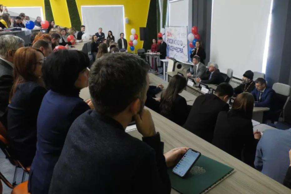 В Самарской области студентов отметили почетными грамотами