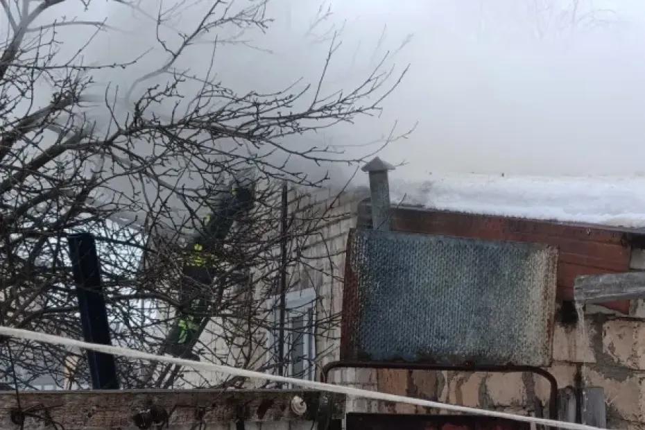 В селе Августовка два человека погибли при пожаре в частном доме