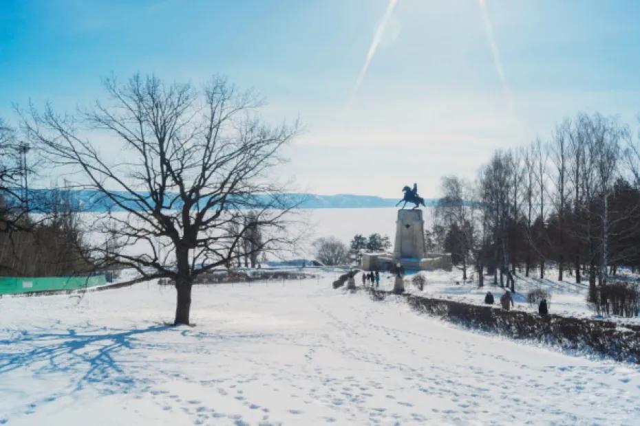 Прохладно и без осадков: погода в Самарской области на 23 февраля