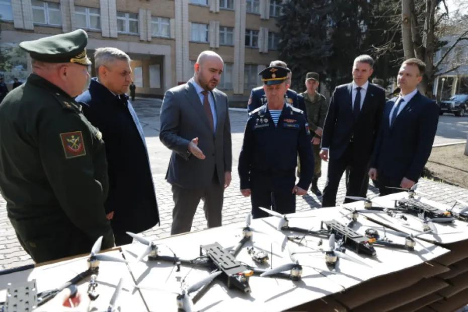 Вячеслав Федорищев и Андрей Колотовкин передали дроны для военных
