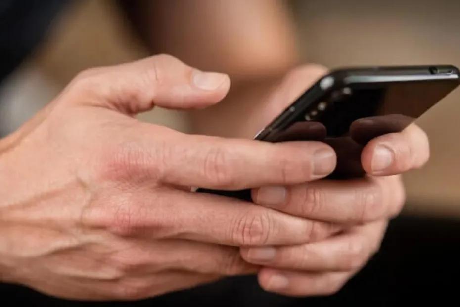 Результаты опроса: 54 % самарцев работают сверхурочно