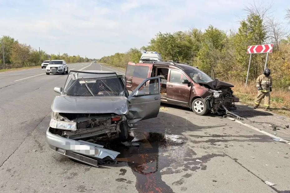 На трассе под Сызранью 30 сентября столкнулись две легковушки